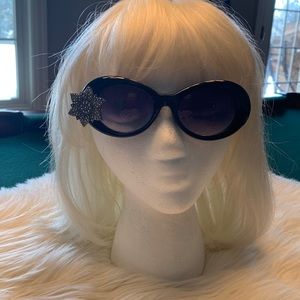 Retro style sunglasses 🔥BUNDLE AND SAVE🔥